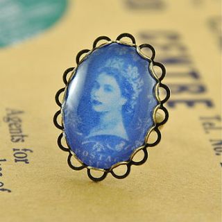 queen elizabeth ii stamp ring by penny masquerade