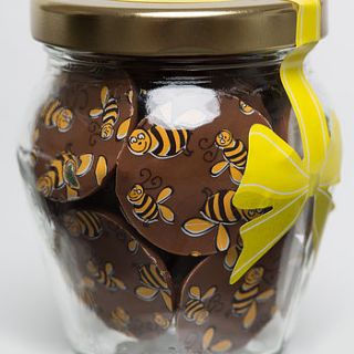 bee chocolate buttons by toftly treats