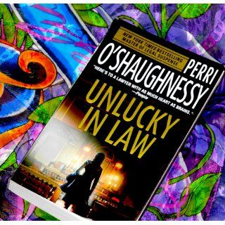 Unlucky in Law (Nina Reilly) Perri O'Shaughnessy 9780440240884 Books