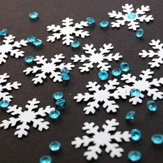 snowflake table confetti by love those prints