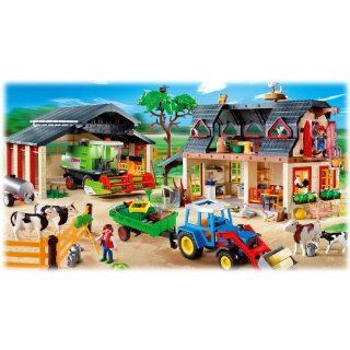 PLAYMOBIL 4055   Riesen Bauerhofset mit Claas Mhdrescher Spielzeug