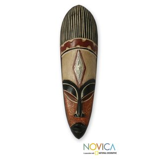 Handcrafted Sese Wood 'Queen of Unity' African Mask (Ghana) Novica Masks
