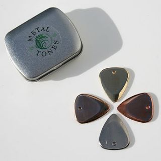 metal tones guitar plectrums in a gift tin by timber tones