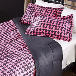 Divatex Home Fashions Pink/ Black Houndstooth 3 piece Full/ Queen size Comforter Set Pink Size Full  Queen