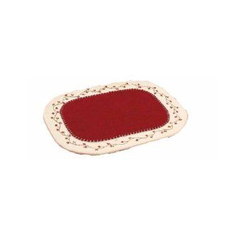 Home collection by Raghu Holly Berry Nutmeg Table Mat, 14 by 18 Inch, Barn Red   Tablecloths