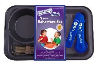 Entenmann's Minis 7 Piece Bakeware Set for Kids Kitchen & Dining