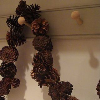 pine cone garland by manon
