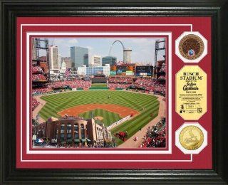 St. Louis Cardinals Busch Stadium Gold & Infield Dirt Coin Photo Mint  Picture Lights  Sports & Outdoors