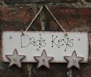 'dad's keys' wooden sign with hooks by primitive angel country store