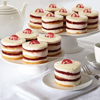 Annie's Bakery 12 pack Strawberry Shortcake Individual Cakes