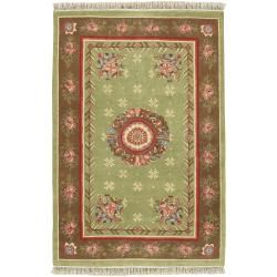 Hand knotted Green Sebes Wool Rug (56 X 86)