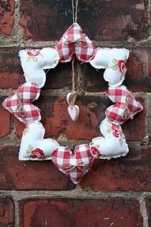 handmade 8 heart wreath by primitive angel country store