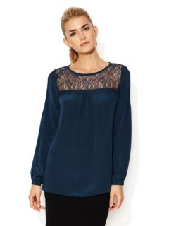 Womens blouses & tops on Sale