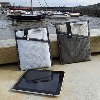recycled sailcloth case for ipad by the reefer sail company