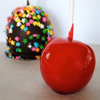 toffee apples by the cake nest