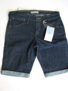 Levis Misses 545 Low Rise Demin Shorts W/Cuffs (12) Clothing