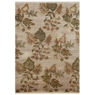Hand knotted Gold Floral Pattern Wool Rug (5 X 8)