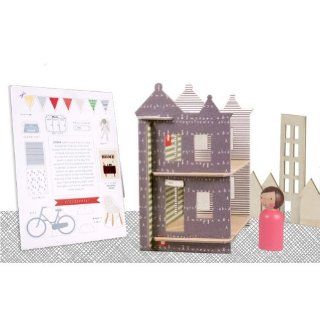 Lille Huset xs Doll House, Logan Toys & Games