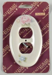 Pfaltzgraff Tea Rose Double Electrical Outlet Cover, Fine China Dinnerware   Sto