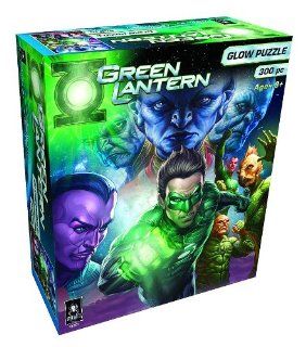Green Lantern Glow in the Dark 300pc Jigsaw Puzzle Toys & Games