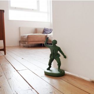 Toy Soldier Shaped Door Stop Homeguard      Traditional Gifts