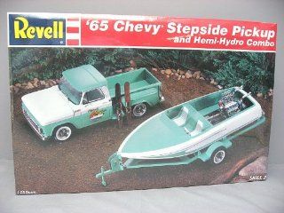 125 Revell '65 Chevy Stepside Pickup and Hemi Hydro Combo Toys & Games
