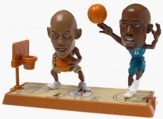 1998 Mattel NBA Jams One On One Action 2 Figure Pack   Reggie MIller vs Glen Rice Toys & Games