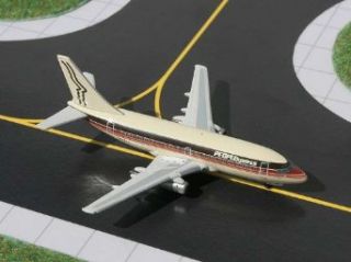 Gemini Jets PeoplExpress B737 200 1400 Scale Toys & Games