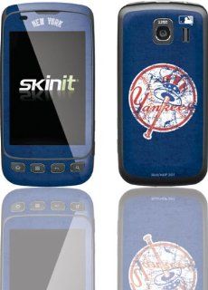 MLB   New York Yankees   New York Yankees  Alternate Solid Distressed   LG Optimus S LS670   Skinit Skin Cell Phones & Accessories