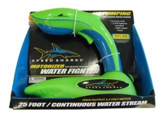 Speed Sharks V3 Mako Shark   Motorized Water Fighter   green color with blue trim Toys & Games