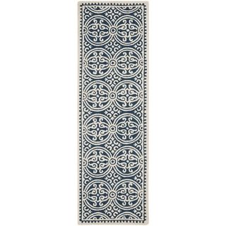 Safavieh Handmade Moroccan Cambridge Navy Blue/ Ivory Wool Rug (26 X 14)