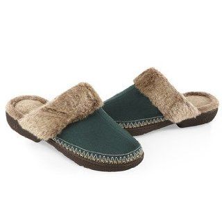 ISOTONER Women's Woodlands Microsuede Fur Chunky Clog Slippers, Spruce 9.5/10 Shoes