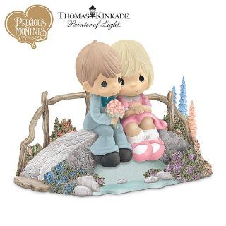 Thomas Kinkade Precious Moments Figurine Love Bridges Our Hearts   Collectible Figurines