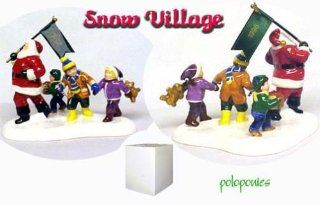 Department 56 Snow Village Here Comes Santa   Holiday Figurines
