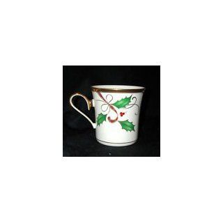 Lenox Holiday Nouveau Coffee Mugs /set of 4 / New  Used Coffee Mugs  