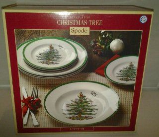 Spode Christmas Tree 8 Pc Set (4 Dinner Plates and 4 Salad Plates) NEW  