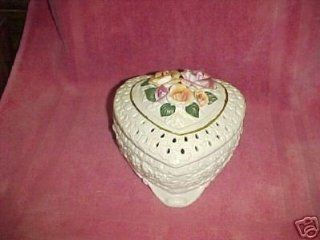 Porcelain Heart Candy Dish with Roses on Lid Kitchen & Dining