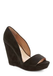Every Day of the Chic Wedge in Black  Mod Retro Vintage Heels