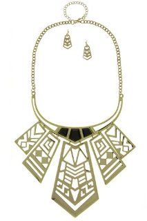 CUT OUT TRIBAL LOOK NECKLACE SET  