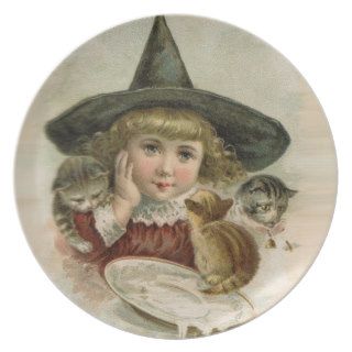 Vintage Art Witch with kittens   cats, Halloween Dinner Plates