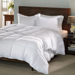 All season Luxurious Down Alternative Hypoallergenic Striped Comforter Down Alternative Comforters