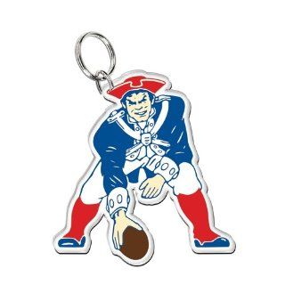 New England Patriots   Vintage Logo Acr Keychain  Sports Related Key Chains  Sports & Outdoors