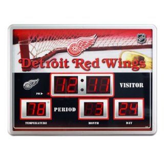 Detroit Red Wings Clock   14"x19" Scoreboard Sports & Outdoors