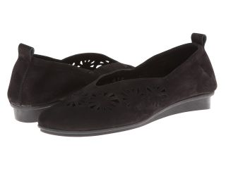 Arche Ninyka Womens Slip on Shoes (Black)