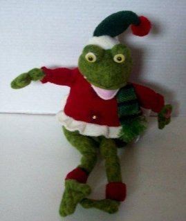 Singing, Swinging Christmas Frog Plush   That Says Rivet (Ribbit) Toys & Games