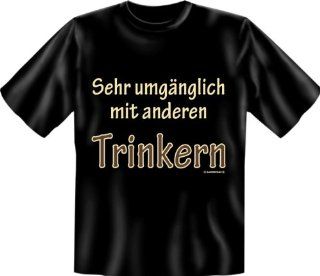 Sprche Fun T Shirt  Sehr umgnglich mit anderen Trinkern Sport & Freizeit