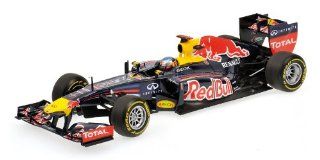 S. Vettel Red Bull Renault RB8 Showcar Formel 1 Weltmeister 2012 118 Minichamps Spielzeug