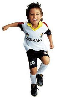 DFB Trainingsgarnitur Paule Kinder Trikot T Shirt + Hose, 128 134 Sport & Freizeit