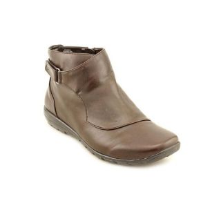 Easy Spirit Womens Ankling Faux Leather Boots   Narrow   16458747