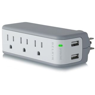 Belkin 3 Outlets Surge Suppressor with USB Charging   11232692